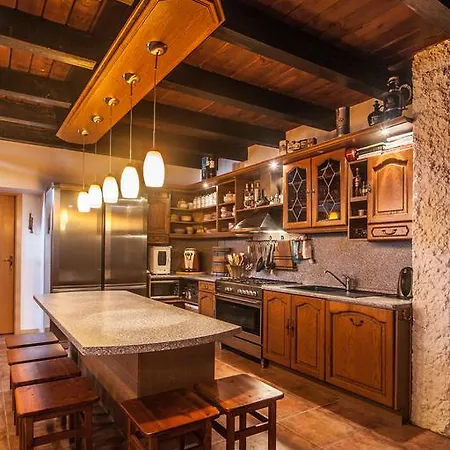 Drevarska Chalet *
